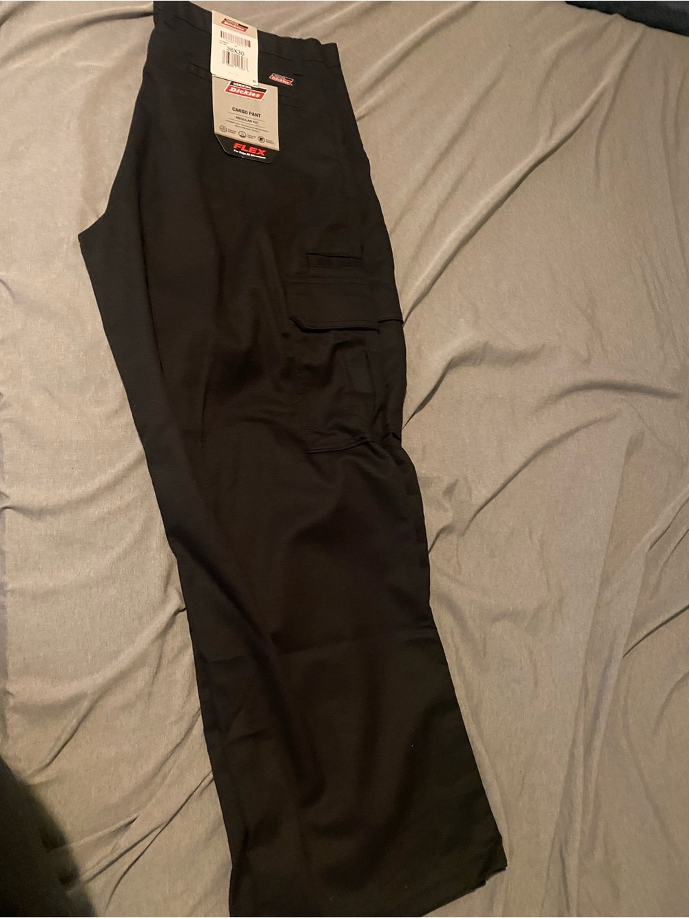 Dickies Black Men's Cargo Work Pants with Utility Pockets - Picture 2 of 3